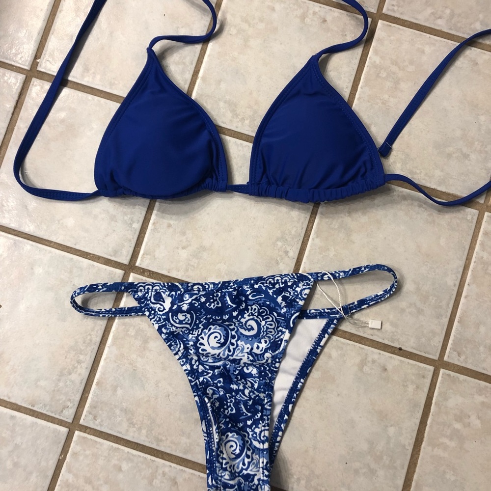 ZAFUL bikini top and bottom NOT FOR SALE ON HOLD